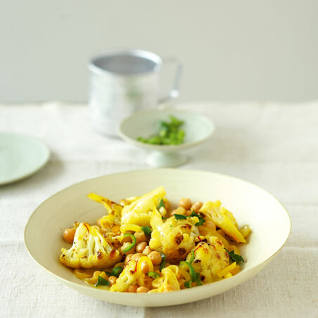 Blumenkohl mit Kichererbsen Blumenkohl mit Kichererbsen