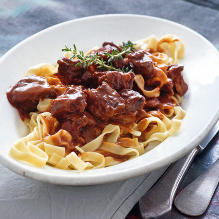 Ochsenschwanzragout mit Schokolade Ochsenschwanzragout mit Schokolade