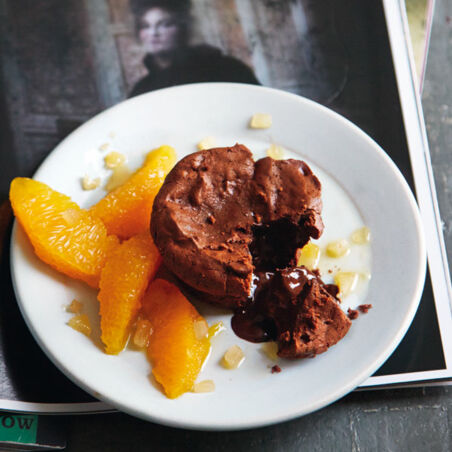 Lauwarme Schokotörtchen mit Ingwer-Orange Lauwarme Schokotörtchen mit Ingwer-Orange