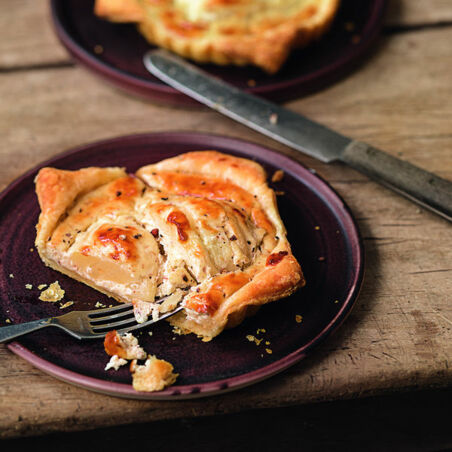 BIRNEN-GORGONZOLA-TÖRTCHEN BIRNEN-GORGONZOLA-TÖRTCHEN