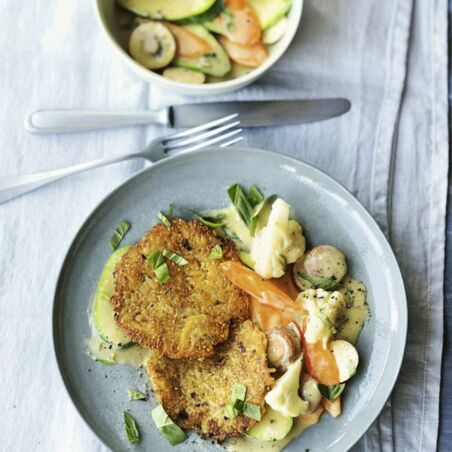 Grünkernrösti mit Rahmgemüse Grünkernrösti mit Rahmgemüse