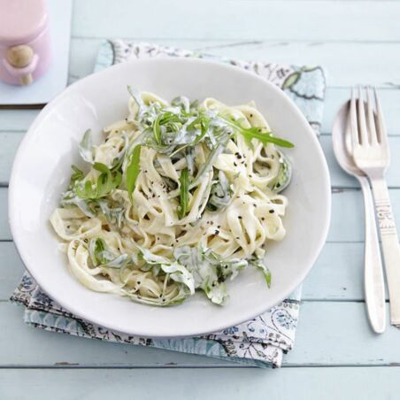 Pasta mit Käsesahne Pasta mit Käsesahne