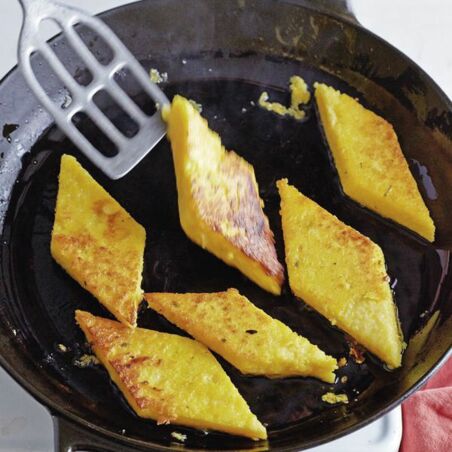 Chili con Polenta-Rauten und Guacamole Chili con Polenta-Rauten und Guacamole