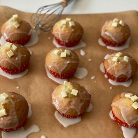 White-Chocolate Muffins mit Lemon Curd White-Chocolate Muffins mit Lemon Curd