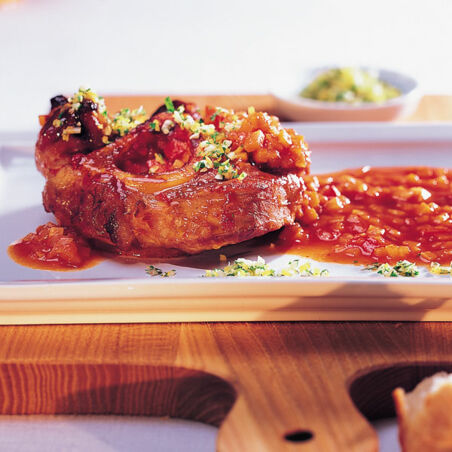 Geschmorte Kalbshaxenscheiben Geschmorte Kalbshaxenscheiben