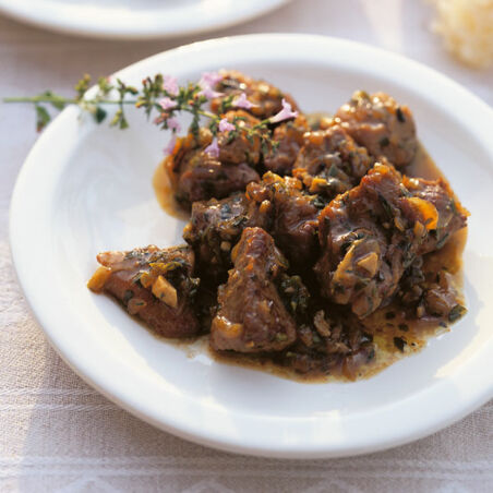 Lammragout mit Kräutern Lammragout mit Kräutern