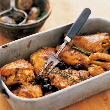 Hähnchen mit Orangen und Oliven Hähnchen mit Orangen und Oliven