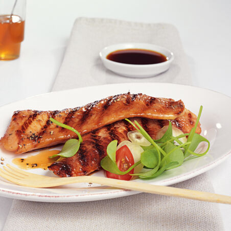 Fischfilets mit Honig-Soja-Marinade Fischfilets mit Honig-Soja-Marinade