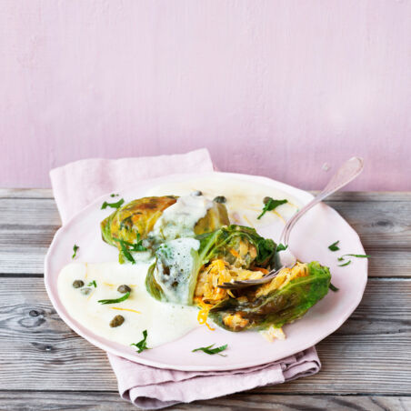 Wirsingrouladen mit Röstifüllung Wirsingrouladen mit Röstifüllung