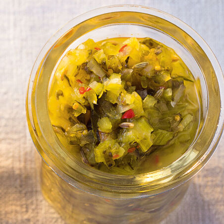 Gurkenrelish mit Ingwer Gurkenrelish mit Ingwer