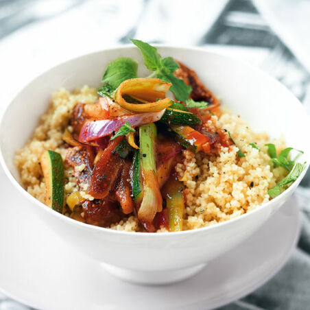 Couscous mit Gemüseragout Couscous mit Gemüseragout