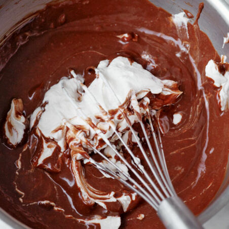 Schokoeis-Törtchen mit Himbeersauce Schokoeis-Törtchen mit Himbeersauce