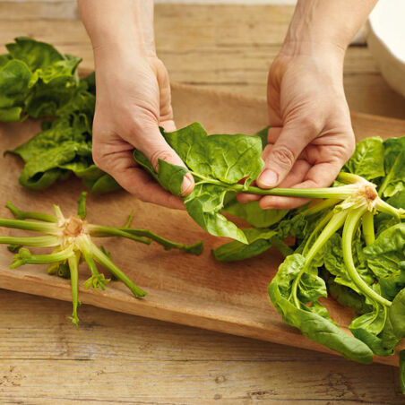 Steckrüben-Wedges mit Spinatjoghurt Steckrüben-Wedges mit Spinatjoghurt