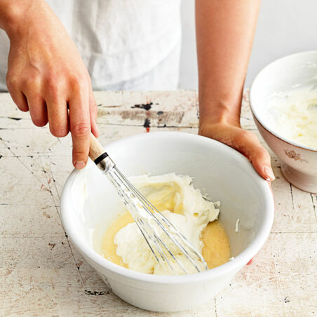 Cassis-Rosmarin-Törtchen Cassis-Rosmarin-Törtchen