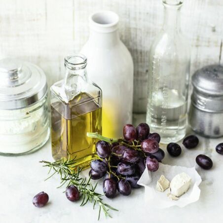 Focaccia mit Trauben und Rosmarin Focaccia mit Trauben und Rosmarin
