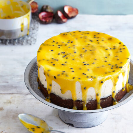 Maracuja-Eistorte mit Kastanienmehl Maracuja-Eistorte mit Kastanienmehl