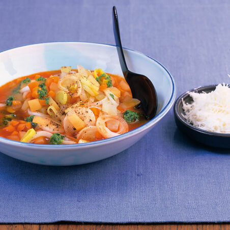 Gemüsekraftsuppe Gemüsekraftsuppe