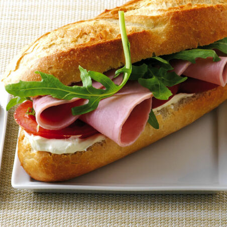 Schinkenbrötchen mit Rucola Schinkenbrötchen mit Rucola