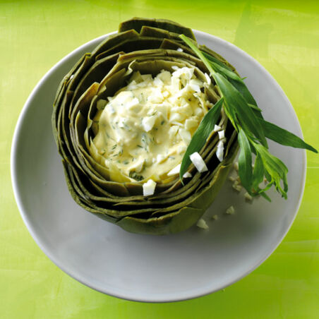 Artischocken mit Kräuterjoghurt Artischocken mit Kräuterjoghurt