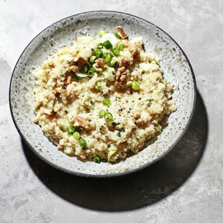 Blumenkohl-Graupen-Risotto mit Bergkäse Blumenkohl-Graupen-Risotto mit Bergkäse