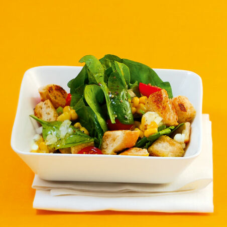 Brotsalat mit Spinat Brotsalat mit Spinat