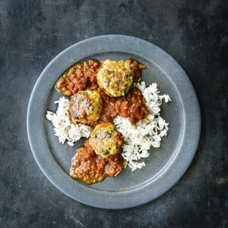 Fischbällchen in Tomatensauce