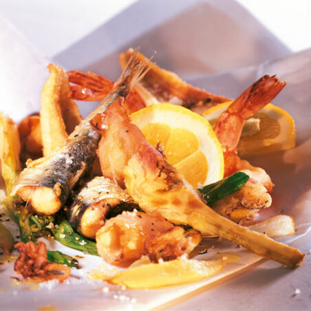 Gemischte frittierte Fische Gemischte frittierte Fische