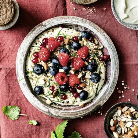 Beerenfrüchte mit Omega-3-Creme Beerenfrüchte mit Omega-3-Creme