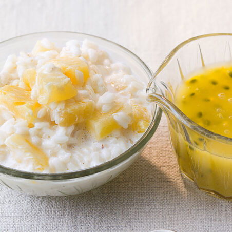 Kokosmilchreis mit Passionsfruchtsauce Kokosmilchreis mit Passionsfruchtsauce