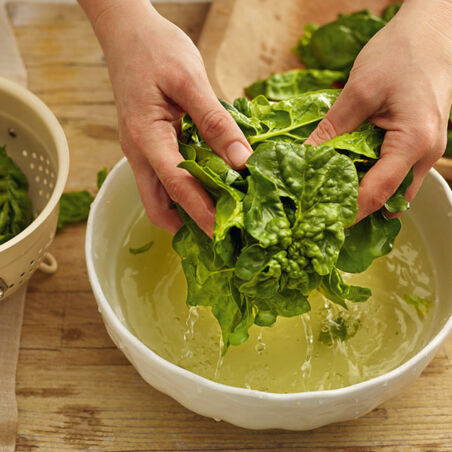 Steckrüben-Wedges mit Spinatjoghurt Steckrüben-Wedges mit Spinatjoghurt