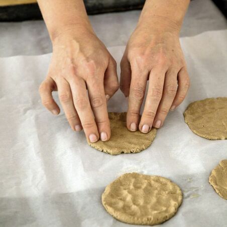 Teff-Minipizzen mit Petersilienwurzel und Postelein