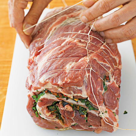 Mediterraner Rollbraten mit Käsepolenta Mediterraner Rollbraten mit Käsepolenta