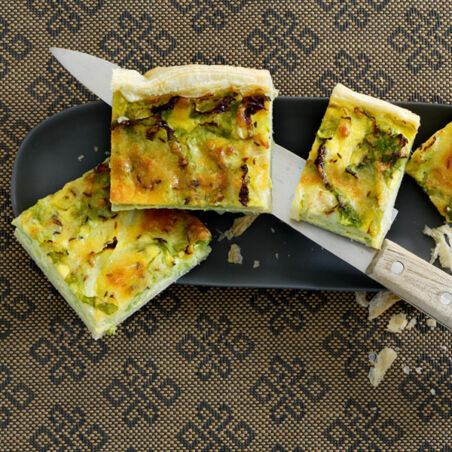 Wirsingquiche mit Senfcreme Wirsingquiche mit Senfcreme