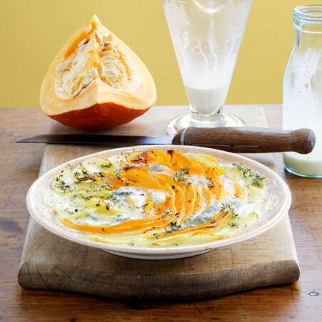 Kartoffel-Kürbis-Gratin mit Gorgonzola Kartoffel-Kürbis-Gratin mit Gorgonzola