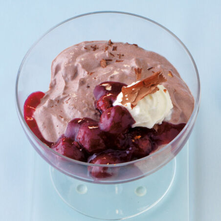 Schoko-Kakaocreme mit Kirschen Schoko-Kakaocreme mit Kirschen