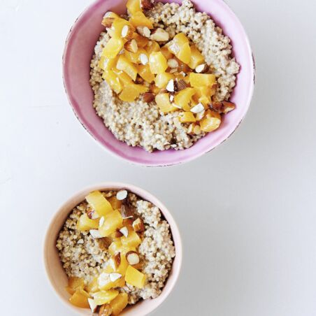 Hirseporridge mit Aprikosen Hirseporridge mit Aprikosen