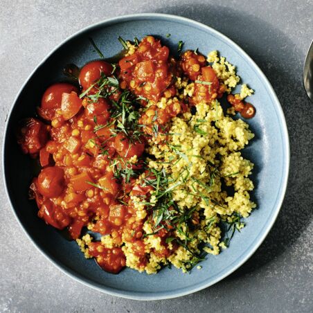 Hirse mit Curry und Gemüse Hirse mit Curry und Gemüse