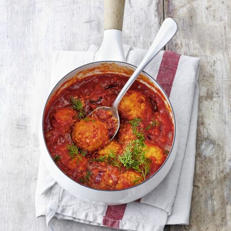 Linsenbällchen mit Tomatensauce Linsenbällchen mit Tomatensauce