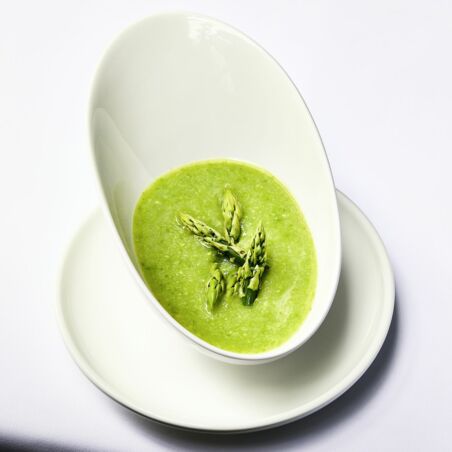 Grüne Spargelsuppe mit Hühnerroux Grüne Spargelsuppe mit Hühnerroux