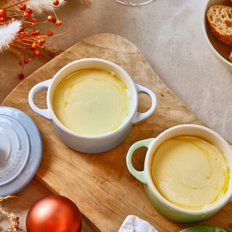 Käsefondue mit Emmentaler und Gruyere Käsefondue mit Emmentaler und Gruyere