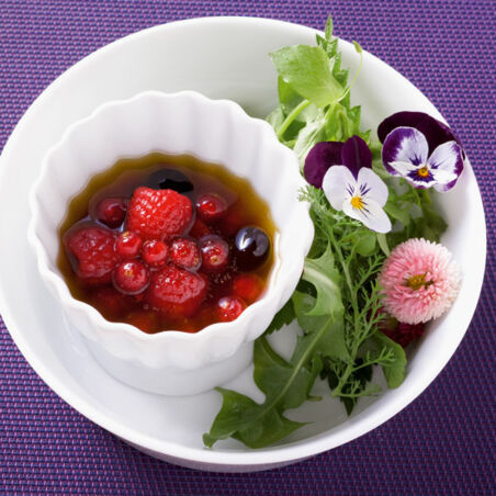 Himbeervinaigrette mit Waldbeeren Himbeervinaigrette mit Waldbeeren