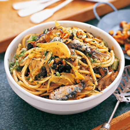 Pasta mit frischen Sardinen Pasta mit frischen Sardinen