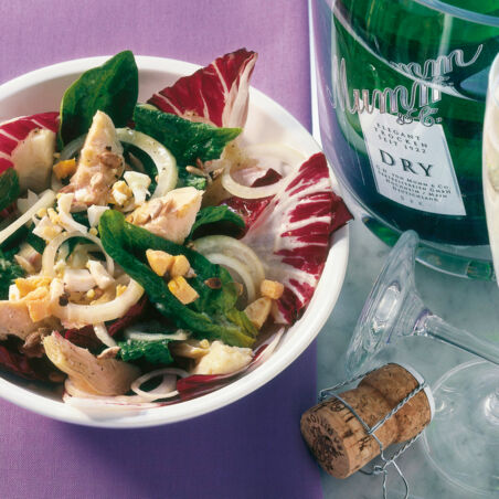 Radicchio-Spinat-Salat mit Artischocken