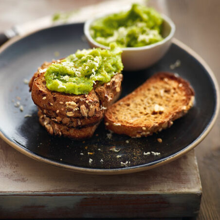 Bruschette mit Rosenkohlpüree Bruschette mit Rosenkohlpüree