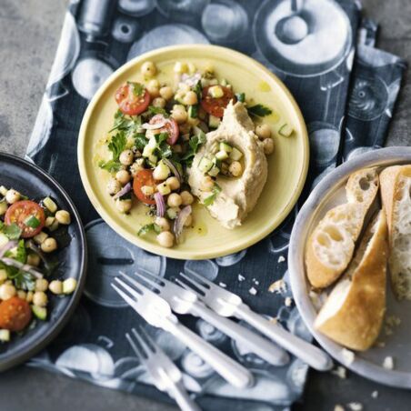 Kichererbsensalat mit Hummus Kichererbsensalat mit Hummus