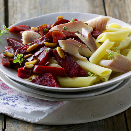 Nudeln mit Räucherfisch Nudeln mit Räucherfisch