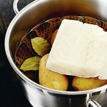 BOLINHOS DE BACALHAU BOLINHOS DE BACALHAU