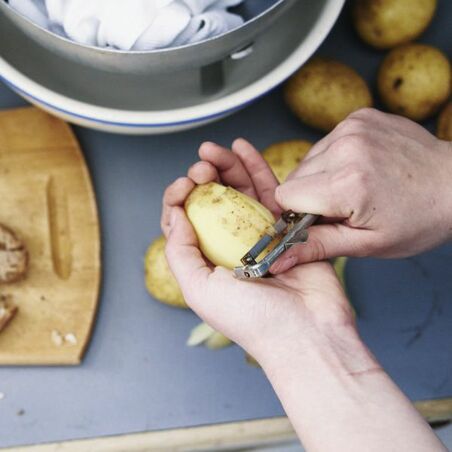 Kartoffel-klöße halb und halb Kartoffel-klöße halb und halb