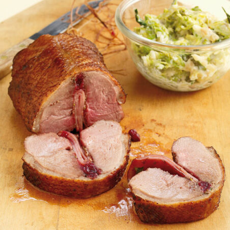 Rollbraten Von Der Gänsebrust Rollbraten Von Der Gänsebrust