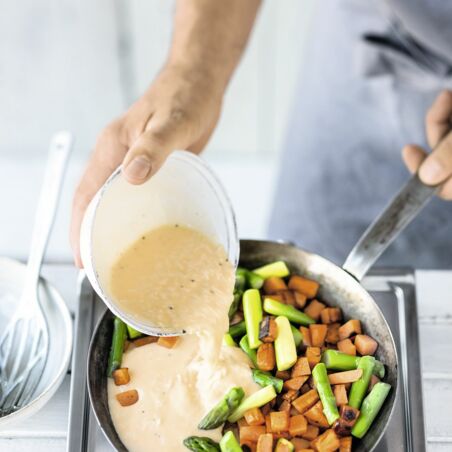 Spargel-Frittata mit Süßkartoffeln Spargel-Frittata mit Süßkartoffeln